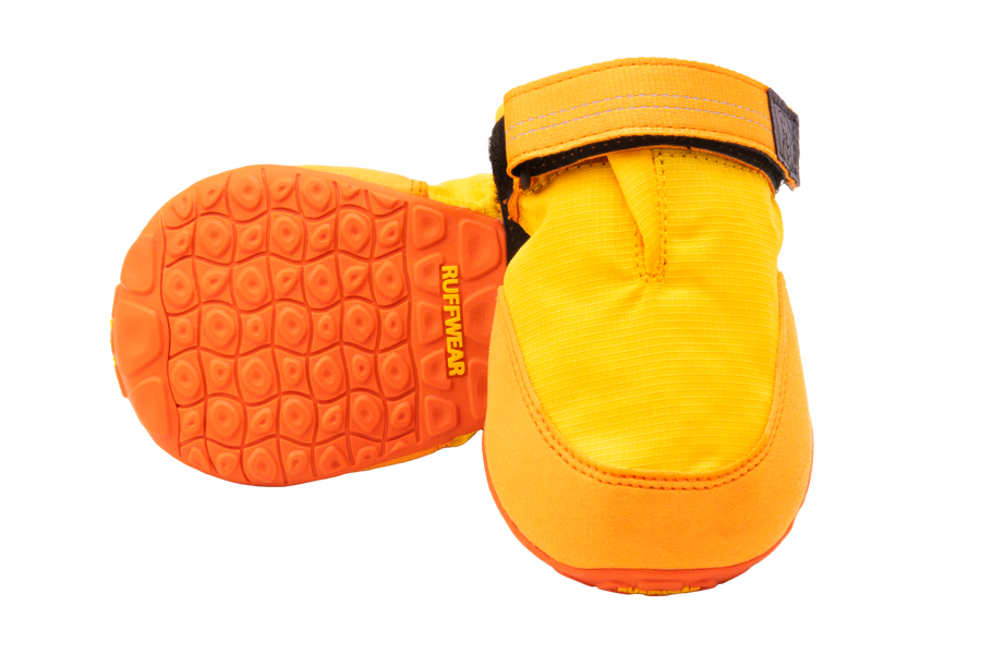 Compressed_PNG-P15402_Summit-Trex-Shoes_Sunrise-Yellow_Detail_STUDIO.png